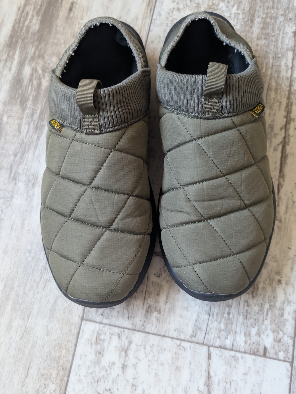 Amazon Essentials Quilted Slip-On Loafers in Olive